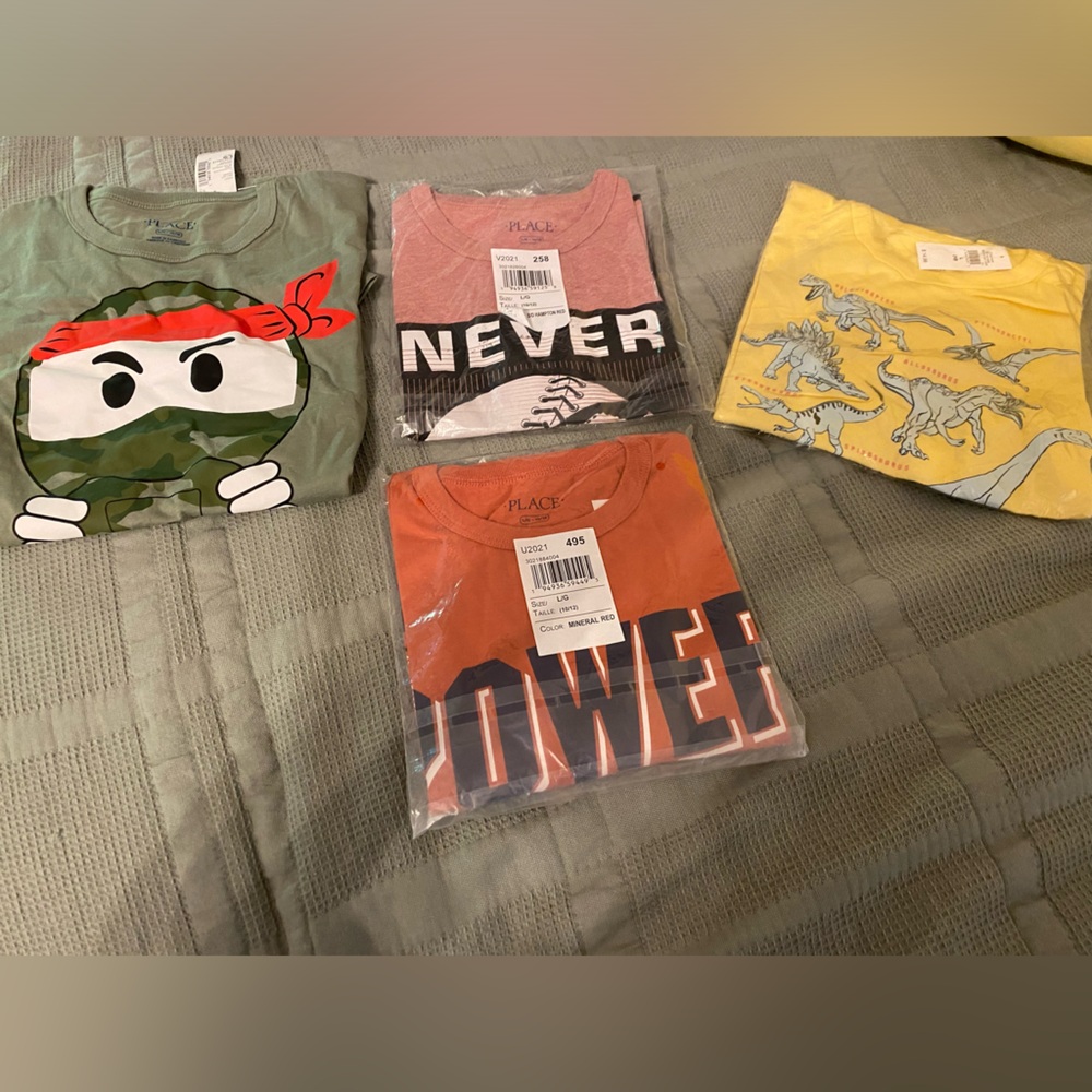 4 size large new with tags T shirts